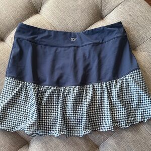 Vineyard Vines Navy and White Athletic Skirt